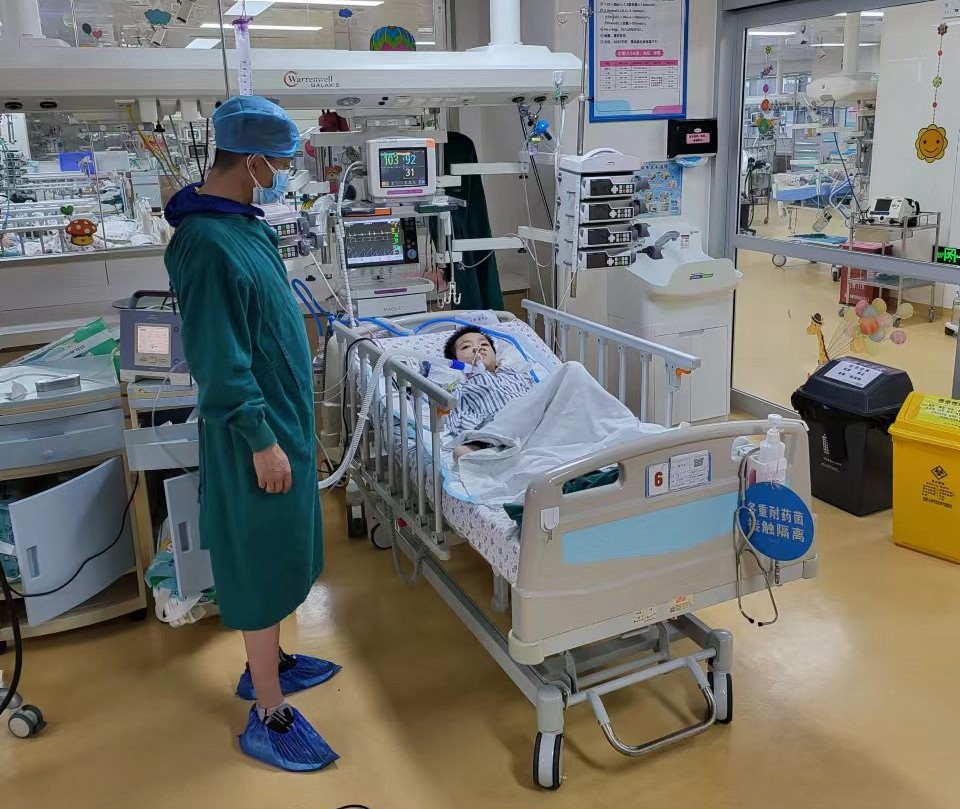 萍乡跨省救护车出租公司